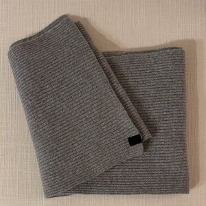 Rag & Bone Light Gray Cashmere Scarf
